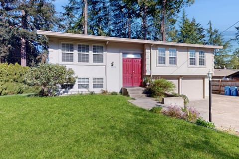 Casa Esmeralda House in University Place