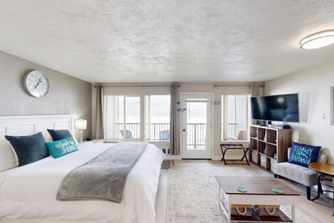 NYE Beach Haven Studio Hotel in Nye Beach