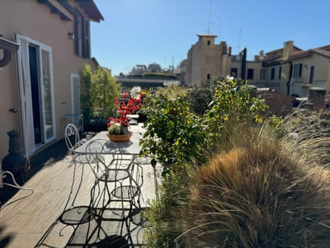 Property building, Patio, Spring, Day, Garden, View (from property/room), Balcony/Terrace, Dining area, Garden view