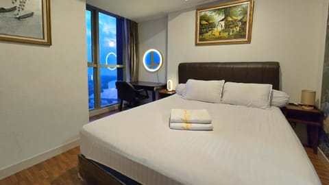 Bed, Bedroom, Sea view