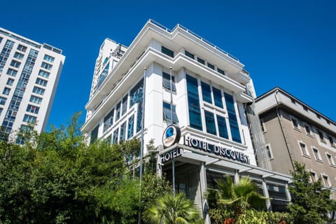Property building, Day