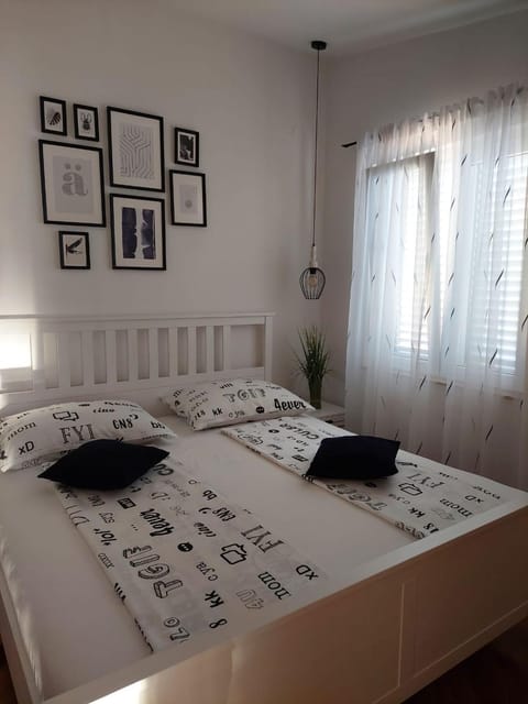 Apartments Rako M&I Apartment in Podstrana