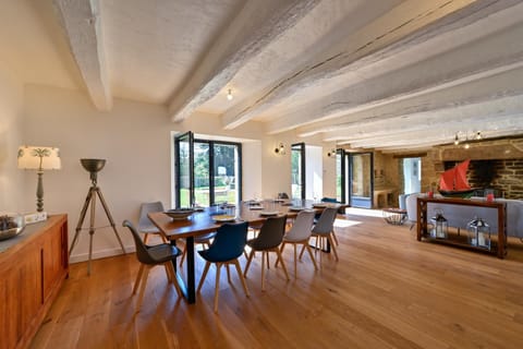 Communal lounge/ TV room, Seating area