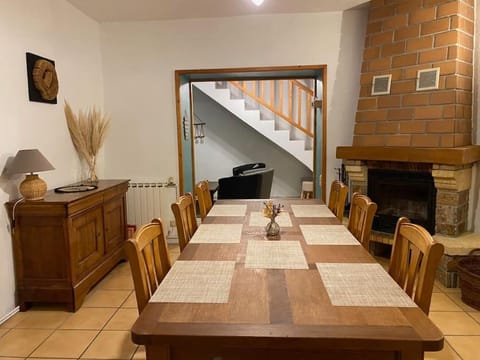 Gîte de 6 ou 8 personnes le Châtaignier Apartment in Les Vans