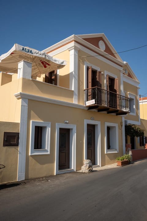 Property building, Day, Neighbourhood, Street view