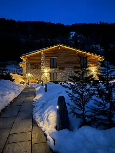 Property building, Winter