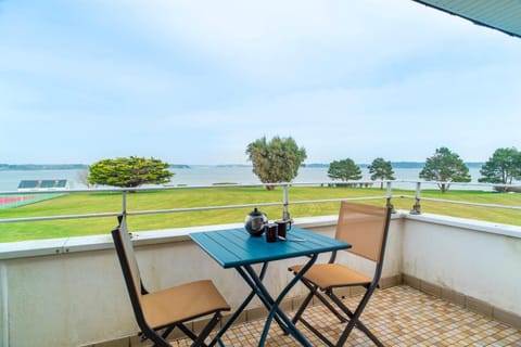 Natural landscape, Balcony/Terrace, Sea view