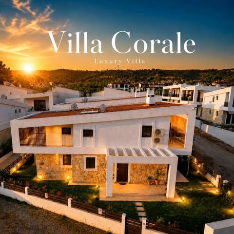 Property building, Natural landscape, Sunrise