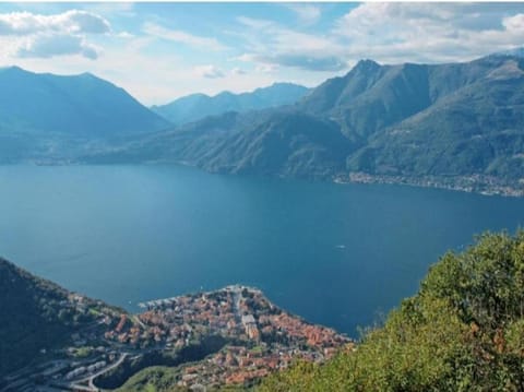 Carlotta House-LT Apartment in Bellano