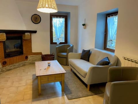 Gîte de 4 ou 5 personnes la Draille Apartment in Les Vans