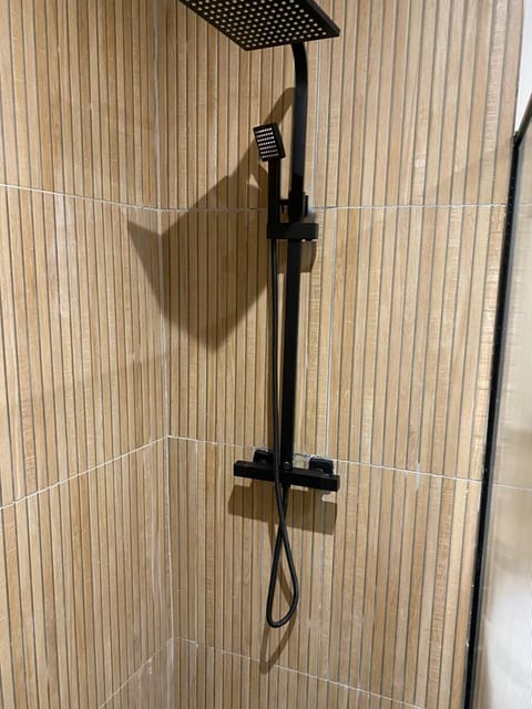 No5 Boutique Woodquay Townhouse Galway City Centre House in Galway