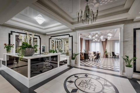 Lobby or reception, Lounge or bar