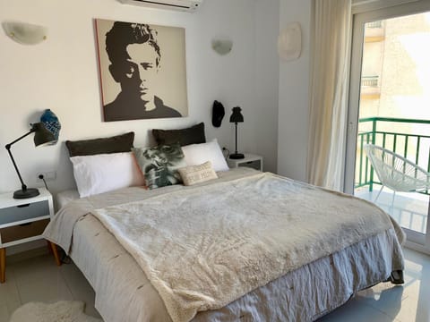 Living room, Bedroom