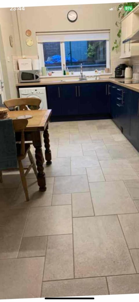 Lynne's Place Vacation rental in Carmarthen