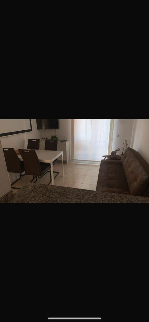 2 Habitaciones con vistas y 2 Terrazas en Primera Linea Playa Samil Apartment in Vigo