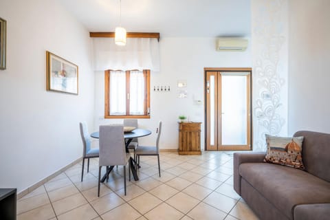 Living room, air conditioner