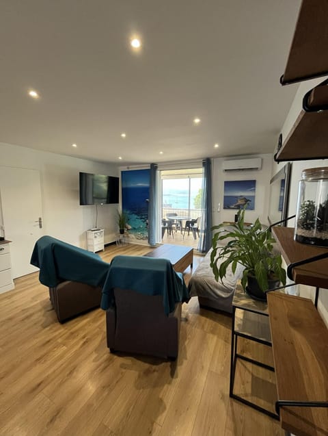 TV and multimedia, Living room, internet