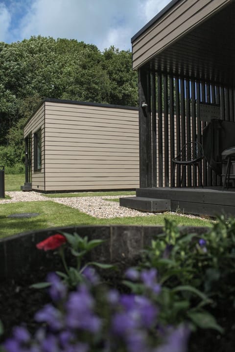 Property building, Natural landscape