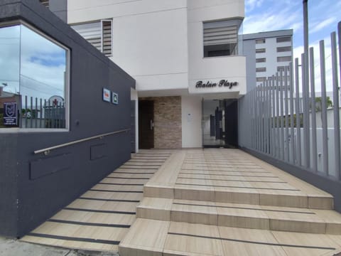 Property building, Facade/entrance, Day