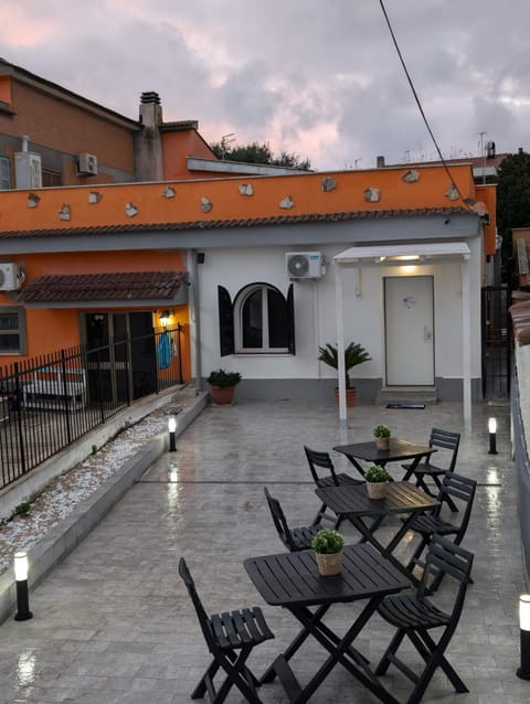 Property building, Garden