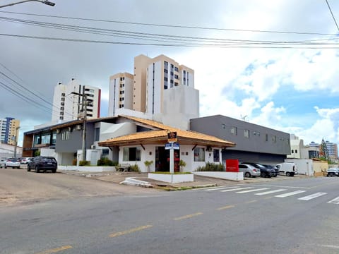 Property building, Street view, Location