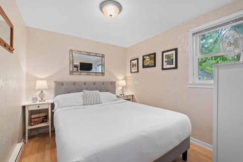 Sunset Shores - Tiger Lily Cabin #5 by Simple Life Rentals Cabin in Kangaroo Lake