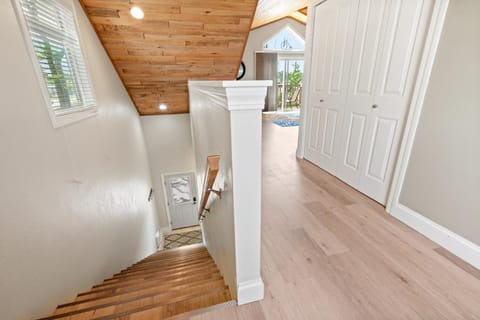 Upper Deck by Simple Life Rentals House in Sturgeon Bay
