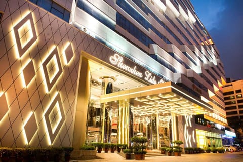 Facade/entrance, Night