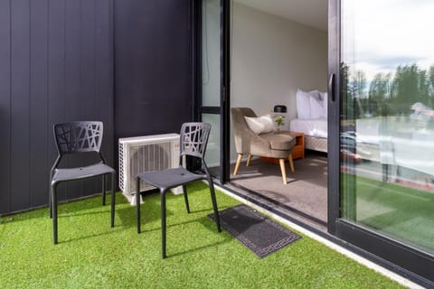 Patio, Balcony/Terrace