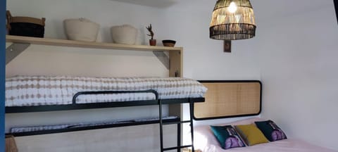 Bed, Photo of the whole room, Bedroom, bunk bed