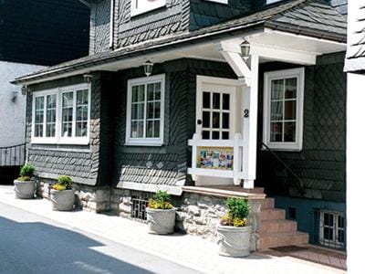 Property building, Day