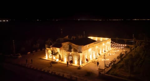 Night, Natural landscape, Landmark view, group of guests