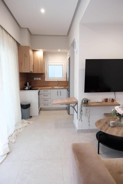 TV and multimedia, Kitchen or kitchenette