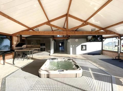 Day, Natural landscape, Hot Tub