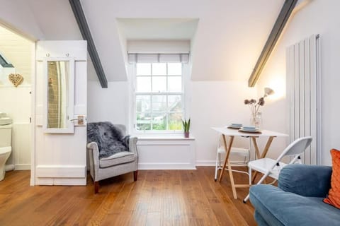 Living room, Seating area, Dining area, Garden view