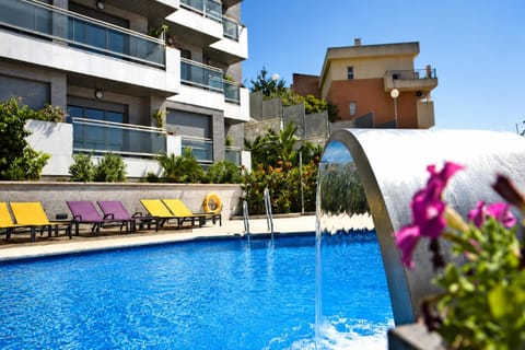 Garden, Swimming pool, sunbed