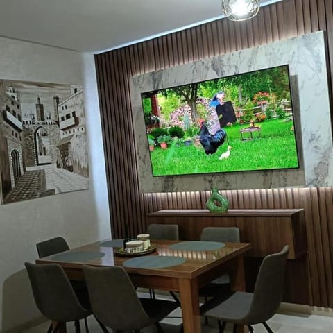 TV and multimedia, Dining area