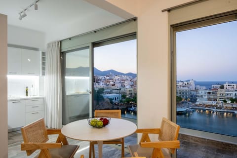 Dining area, Sea view