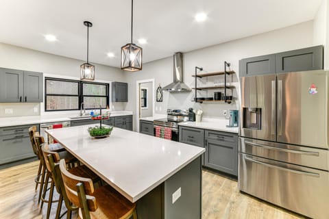 Brantingham Home ATV and Snowmobile Trails On-Site! House in Adirondack Mountains