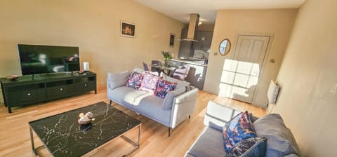 Communal lounge/ TV room, Living room