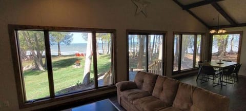 White Star Point by Simple Life Rentals House in Door County