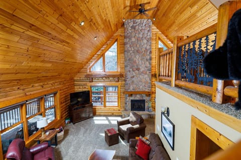 Richmond Waupaca Cabin by Simple Life Rentals Cabin in Waupaca