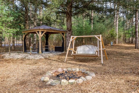 Richmond Waupaca Cabin by Simple Life Rentals Cabin in Waupaca