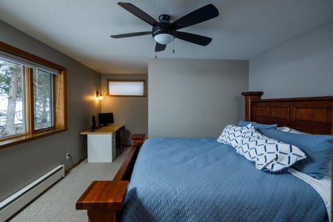 Owls Nest by Simple Life Rentals House in Door County