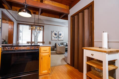 Owls Nest by Simple Life Rentals House in Door County