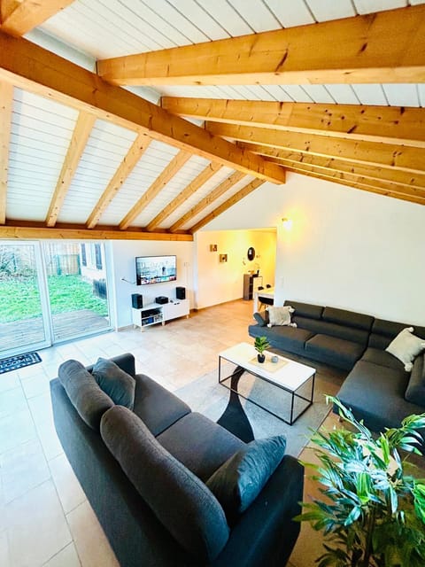 Communal lounge/ TV room, Living room