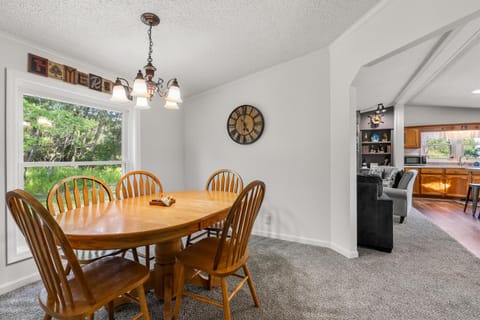 The Sweet Retreat by Simple Life Rentals House in Sturgeon Bay