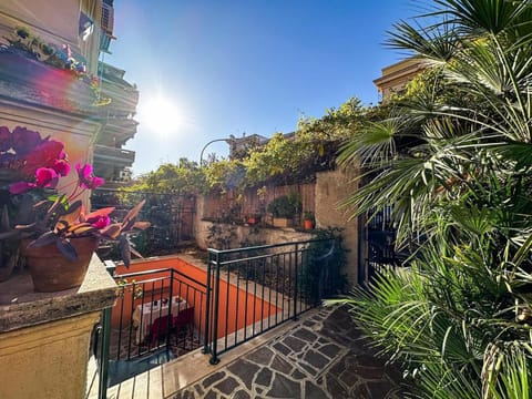Garden, Garden view