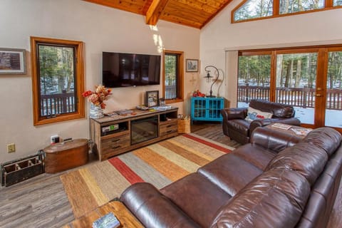 Cabin in the Woods by Simple Life Rentals Cabin in Door County