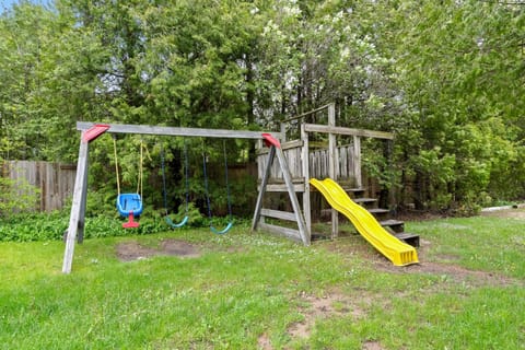 Sunset Shores - Kangaroo Kabin #6 by Simple Life Rentals House in Kangaroo Lake